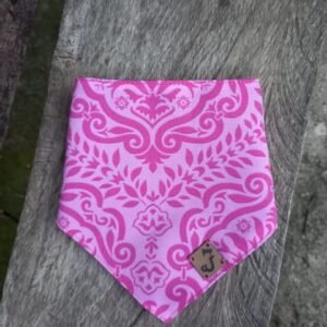 Pañoleta perro fucsia mandala